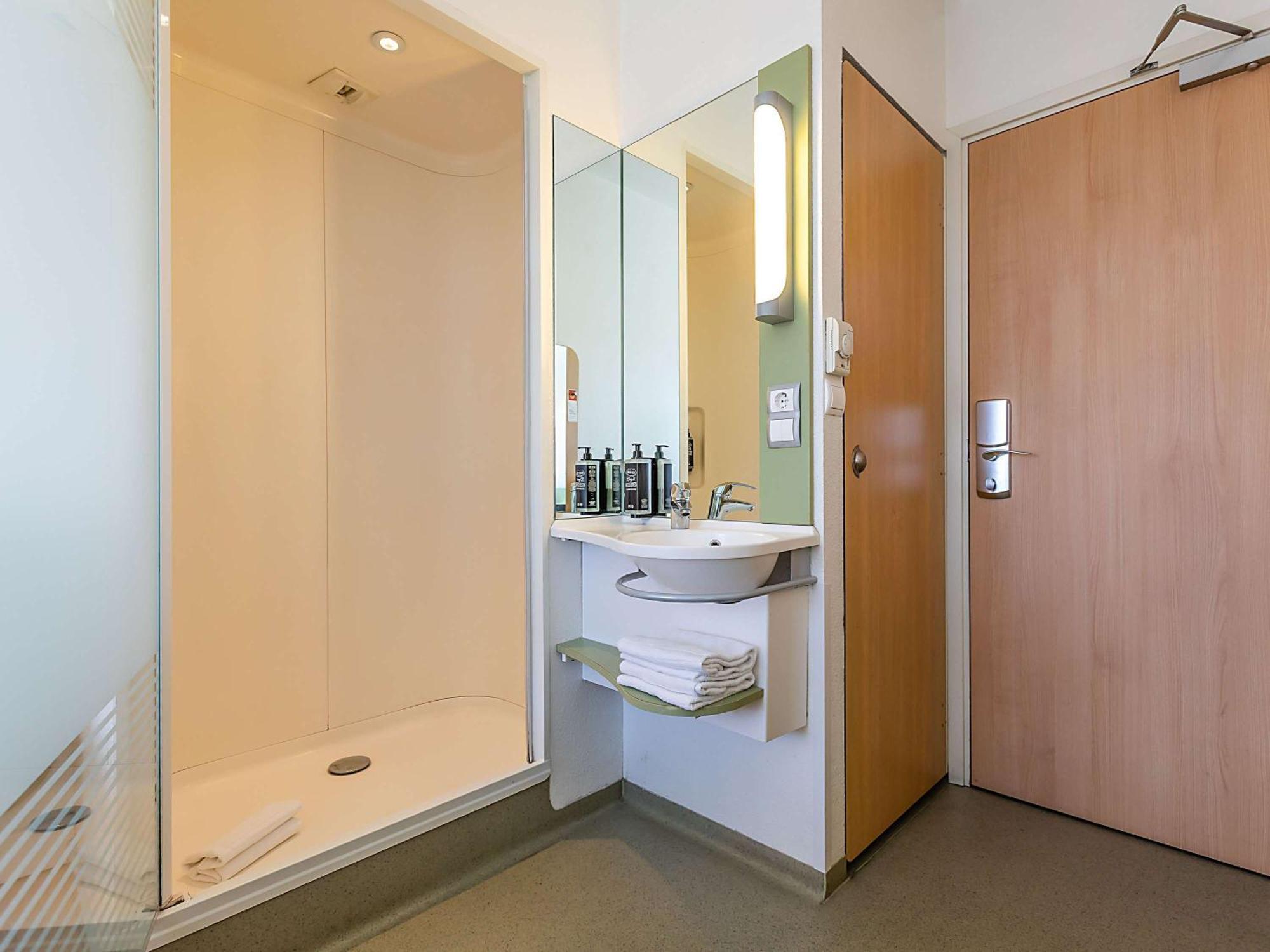 Hotel Ibis Budget Porto Gaia Vila Nova de Gaia Dış mekan fotoğraf