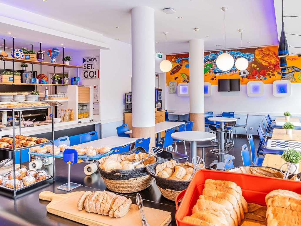 Hotel Ibis Budget Porto Gaia Vila Nova de Gaia Restoran fotoğraf